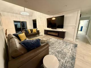 Top Luxe Oasis -Ski, Hike, Firepit, Spa, Golf - 0