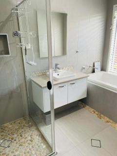 Stones Throw at Sapphire - 4