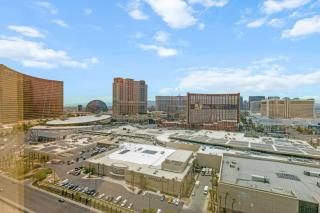 5 Star Trump Hotel Las Vegas Studio Strip Views 2803 - 6