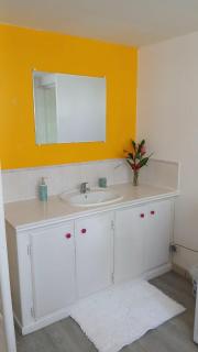 Relaxing setting in harmony with nature - 3