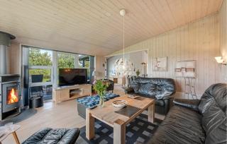 Stunning Home In Tarm With Sauna - 8