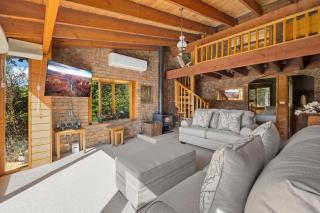 The Wolery - Lakeside Jindabyne - 6