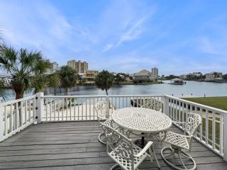 Bonnie Dune - Retreat for 8 - 7