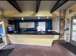 Royal Palms Motel - 0