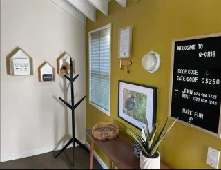 Habeke Bothy - epic views - 700mtrs to town - 5