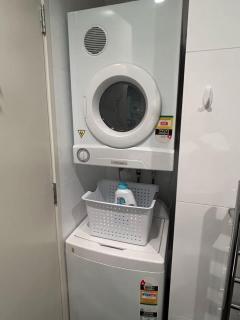 The Bowenview Bothy - 2