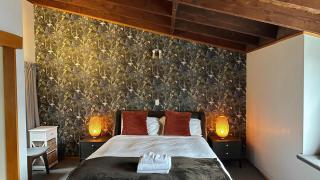 The Cameron Bothy - 4