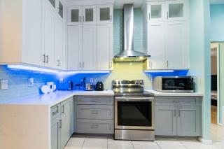 Large 5BR Home – Pool Table Yard Beaches - 1