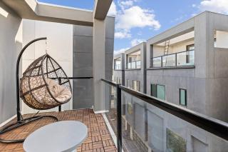 Stylish Luxe Stay by Memorial Park, Near Downtown - Houston - 1