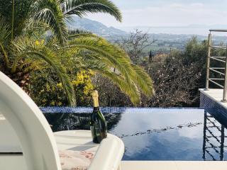 Villa moderna en Roses con piscina, aire acondicionado y parking privado - ES-258-164 - 0