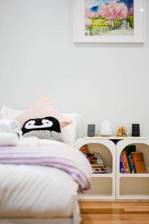 Family-Friendly 2BR Home Near Eastland n BBQ & Toys - 5