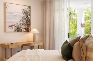 Lush Little Cove, Steps to Hastings St, Main Beach - 3