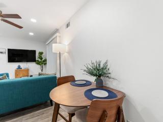 Charming Dallas Apartment near Airport - 1