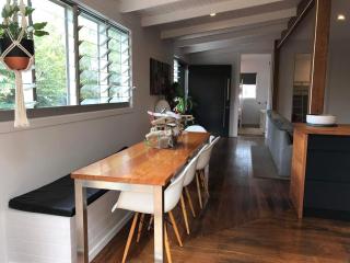 Coastal 4 bedroom Sawtell home with Pool - 9