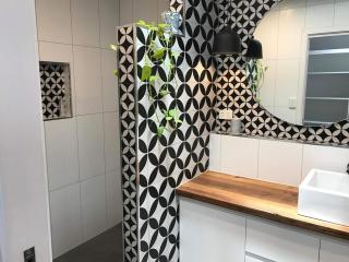 Coastal 4 bedroom Sawtell home with Pool - 8