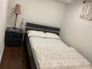 Stylish 2Bedroom Basement Suite in Oakwood Village - 5