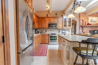 Aspen Downtown 2BR Ski Condo with Fireplace - CD 17 condo - 9