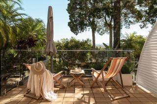 Coastal Inspired Beach Vibe, Stroll to Hastings St - 5