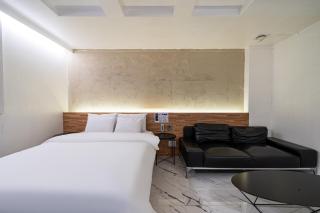 S Hotel - 8