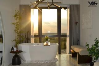 Core Soho Suite Bathtub Netflix near KLIA - 2