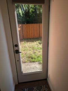 Entire ADU with hottub - 5