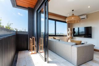 Brand-New Suites with Pool Minutes from Beach - 0