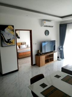 Relife apartments Большая квартира с панорамным видом на горы на Най Харне - 9