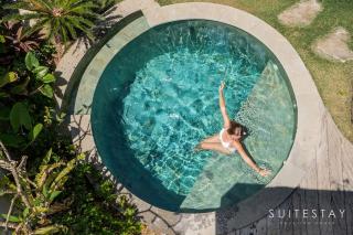 Modern Uluwatu Villa with Plunge Pool and Near Beaches - 0