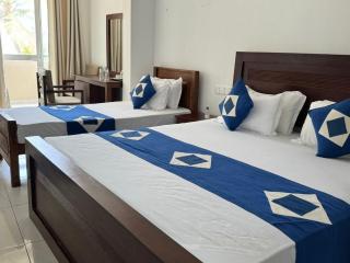 Nico Beach Hotel - 3
