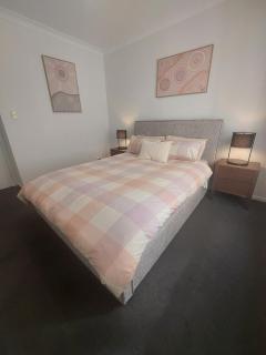 19th Hole Golf, Wine & Sea - 6