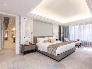 Grand Emperor Hotel - 2