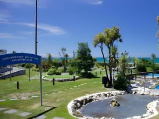 Stables Lodge Backpackers - 1