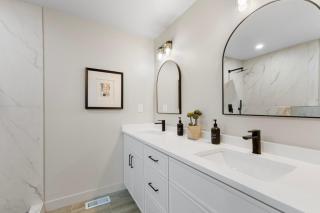 Centrally Located, Beautiful Park Hill Home - 9