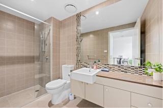 Modern 1bed Apartment with Resort-Style Amenities - 2