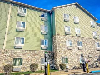 Suburban Studios Triadelphia - Wheeling at The Highlands - 3