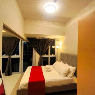 Cozy Modernistic 1 BR with Veranda! - 8