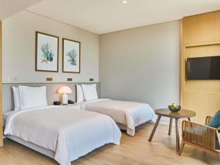 Mövenpick Resort Al Marjan Island - 2