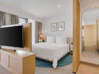 Mövenpick Resort Al Marjan Island - 1