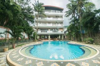 Grand Boracay Resort - 9