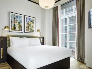 TRIBE London Canary Wharf - 2