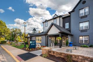 MainStay Suites Sterling near Dulles Town Center - 0