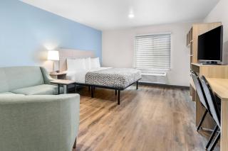 WoodSpring Suites Elkhart - 1