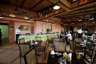 Pearl Lane Hotel - 4