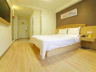 7 Days Inn Guangzhou Xinshi Baixin Plaza - 1