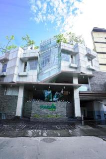 PYRENEES Malioboro Hotel - 5