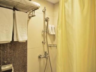 Oriental Lander Hotel - 2