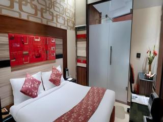 Amar Yatri Niwas Hotel - 1