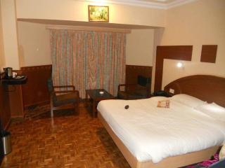 Hotel Hilltop Towers - 2