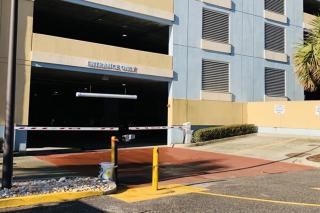 Oceanfront Bliss Bright Blue Condo with Balcony HSS 9th Floor - 2