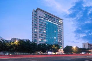 Springtime Hotel - 2